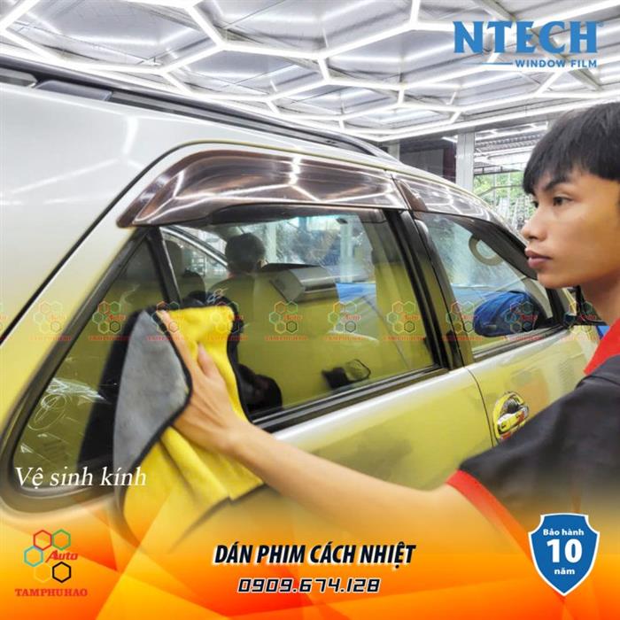 Dán phim cách nhiệt NTech cho xe Toyota Fortuner tại Đồng Tháp